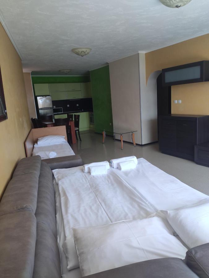 Deluxe Apartments Gallery 2 Sunny Beach Ngoại thất bức ảnh