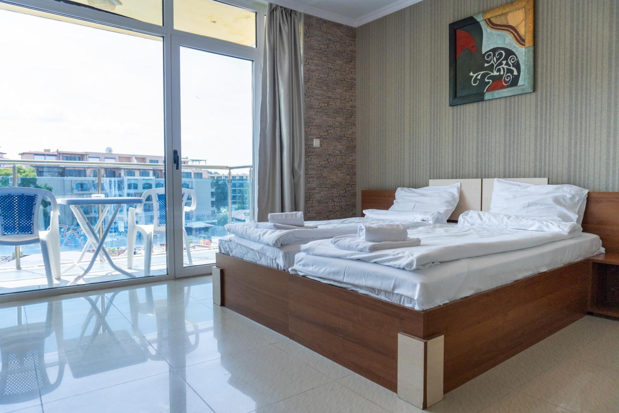 Deluxe Apartments Gallery 2 Sunny Beach Ngoại thất bức ảnh